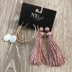 Set of 3 earrings. Brand new. Never worn or tried.